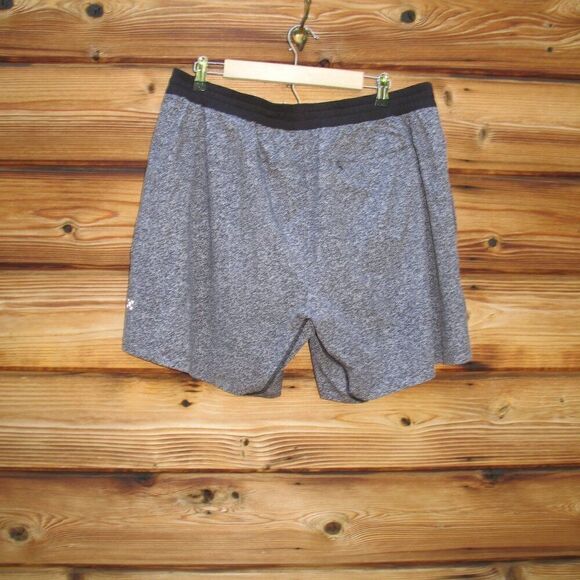 Lululemon Channel Cross Short *7" Pinweave Alpine White Black - Picture 6 of 8